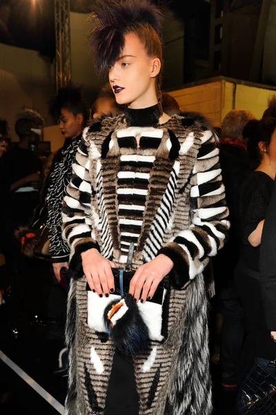 Look 39
